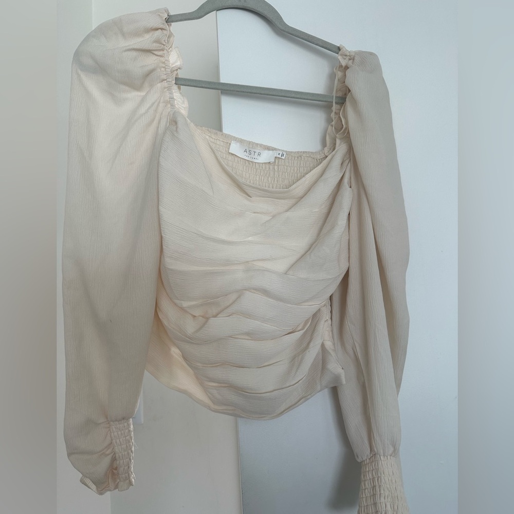 COPY - ASTR PUFF SLEEVE SQUARE NECK TOP